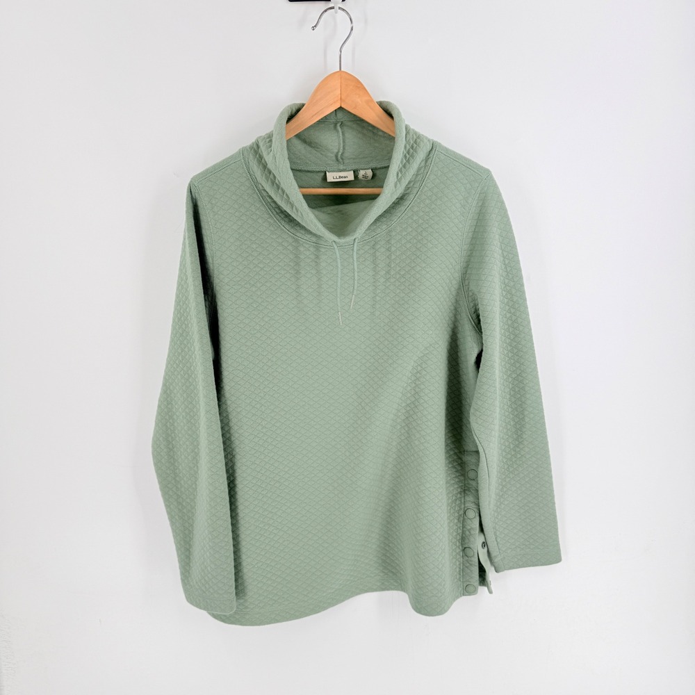 L.L. Bean Quilted Funnel Neck Pullover Sage Green Size LP Gorpcore Granola Soft